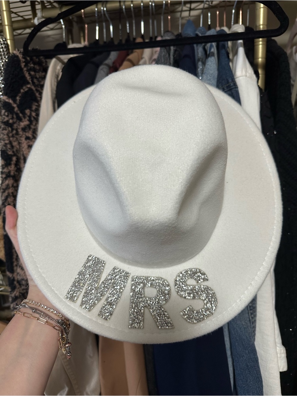 STUNNING white Mrs Hat